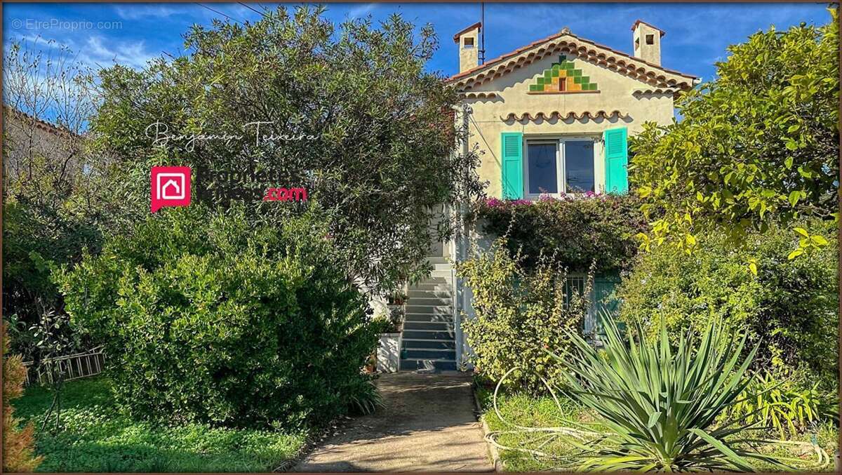 Maison à SAINT-RAPHAEL