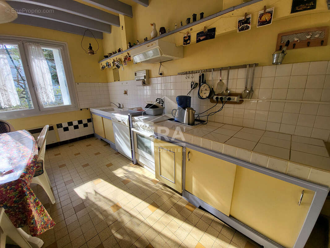 Maison à MORNAC-SUR-SEUDRE