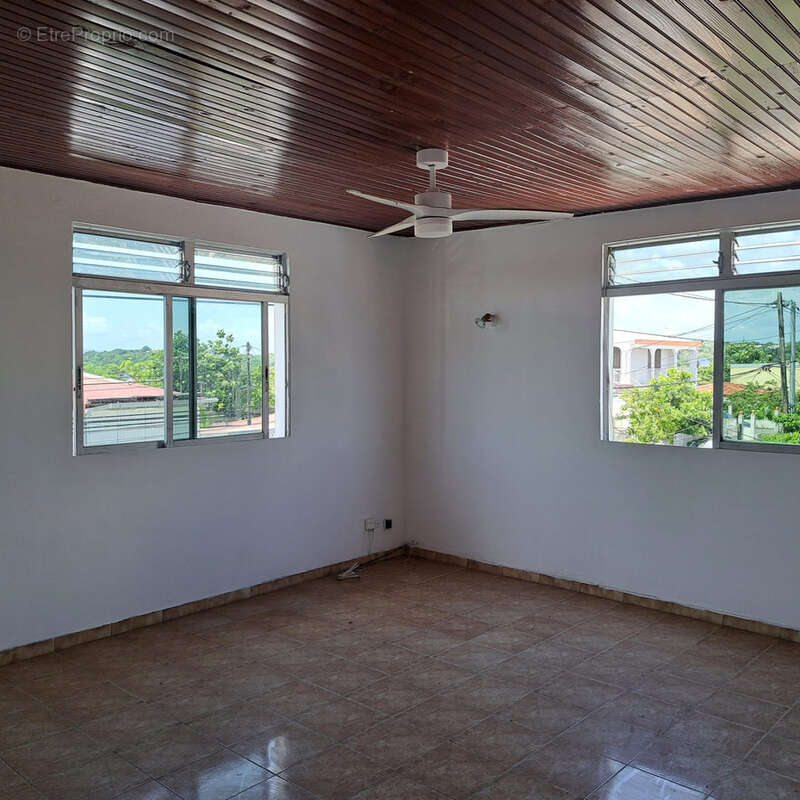 Appartement à LE GOSIER