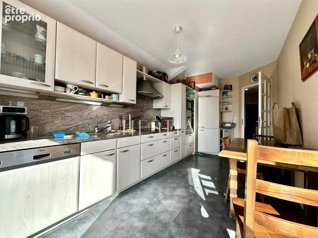 T3 dernier étage, attique 88 m² - photo 5