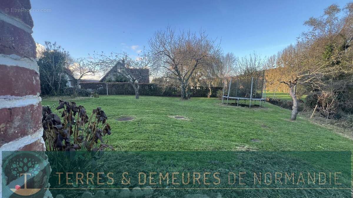 Maison à CUVERVILLE-SUR-YERES