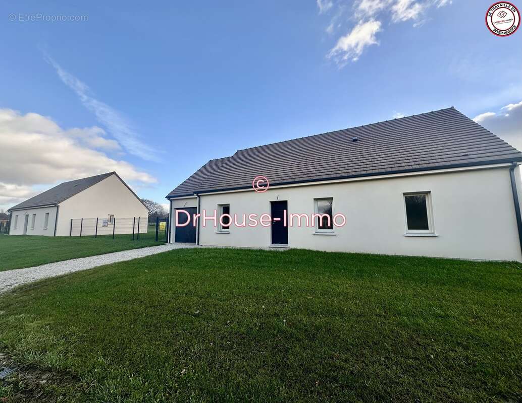 Maison à MESNIL-SAINT-PERE