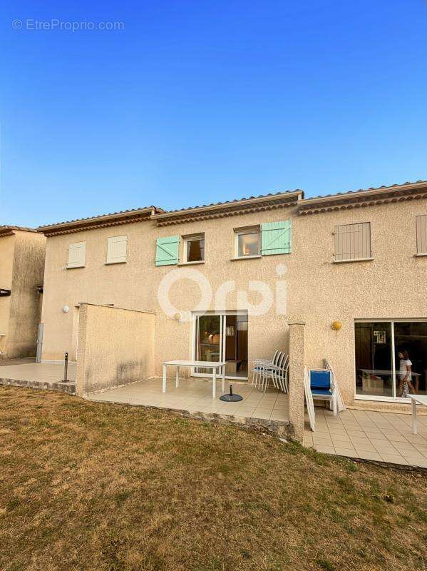 Appartement À Vendre - photo 3