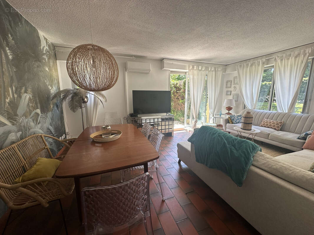 Appartement à SAINT-TROPEZ