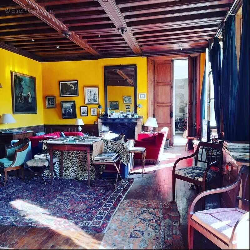 Maison à COLOMBEY-LES-DEUX-EGLISES