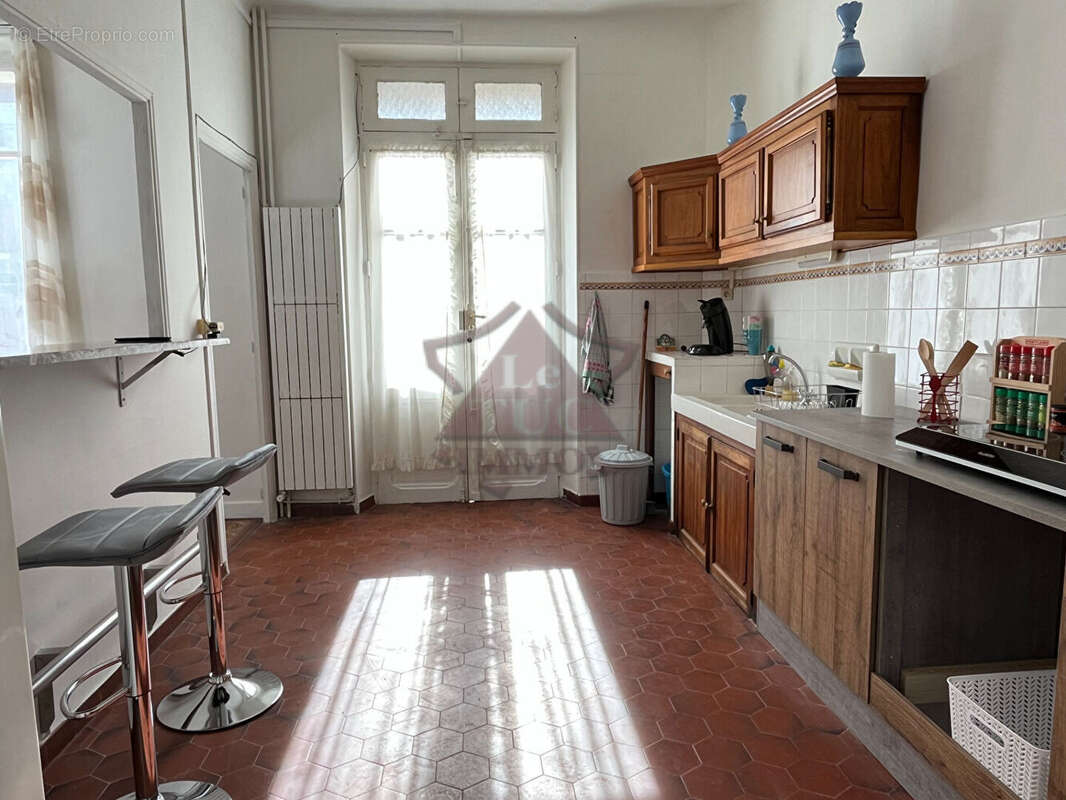 Maison à MOLIERES-SUR-CEZE