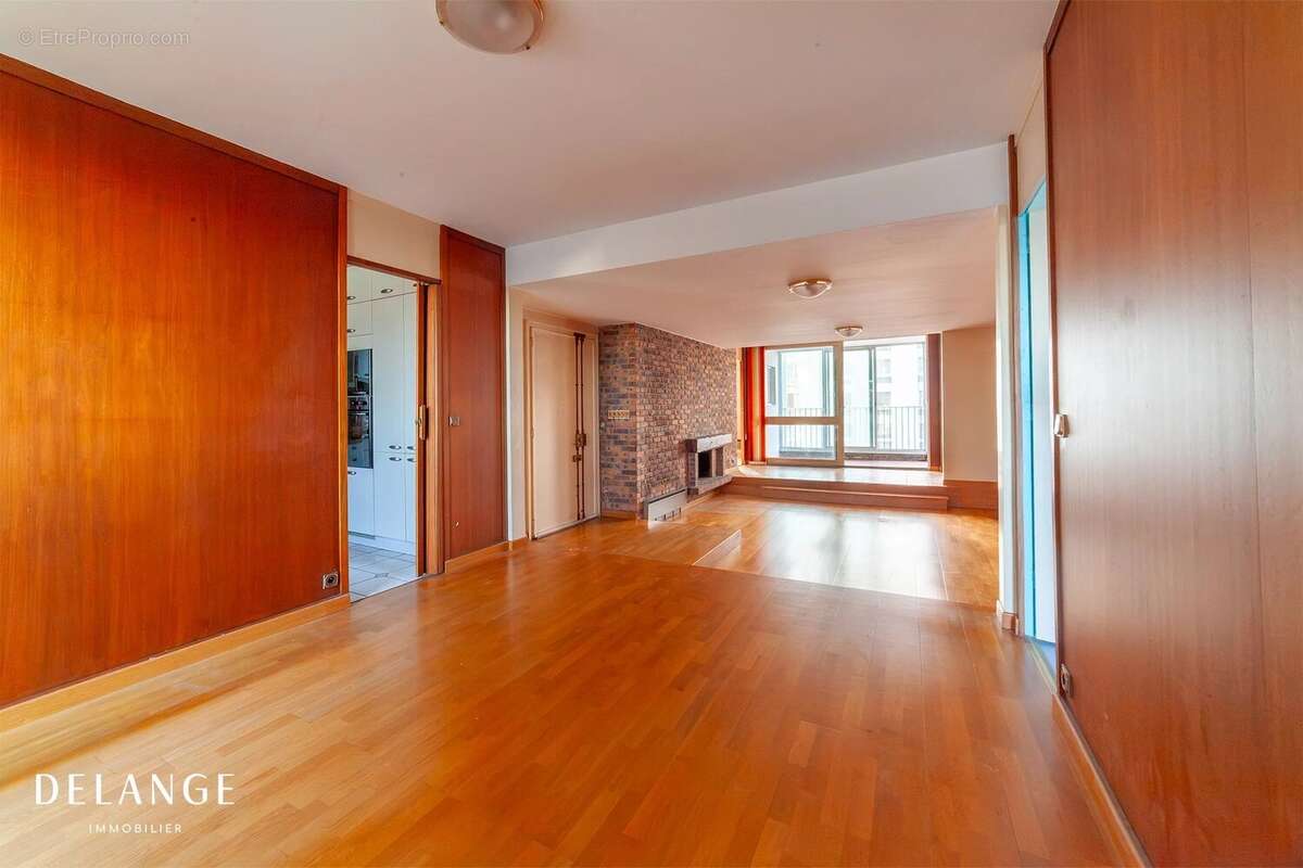 Appartement à IVRY-SUR-SEINE