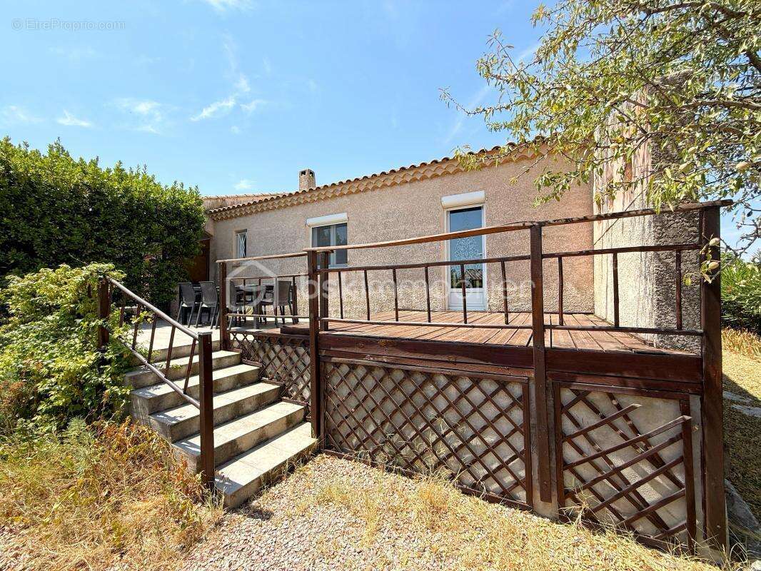 Colombiers – maison t4 de plain-pied – 148 m² – terrain de 999 m² – terrasses – véranda – atelier - photo 25