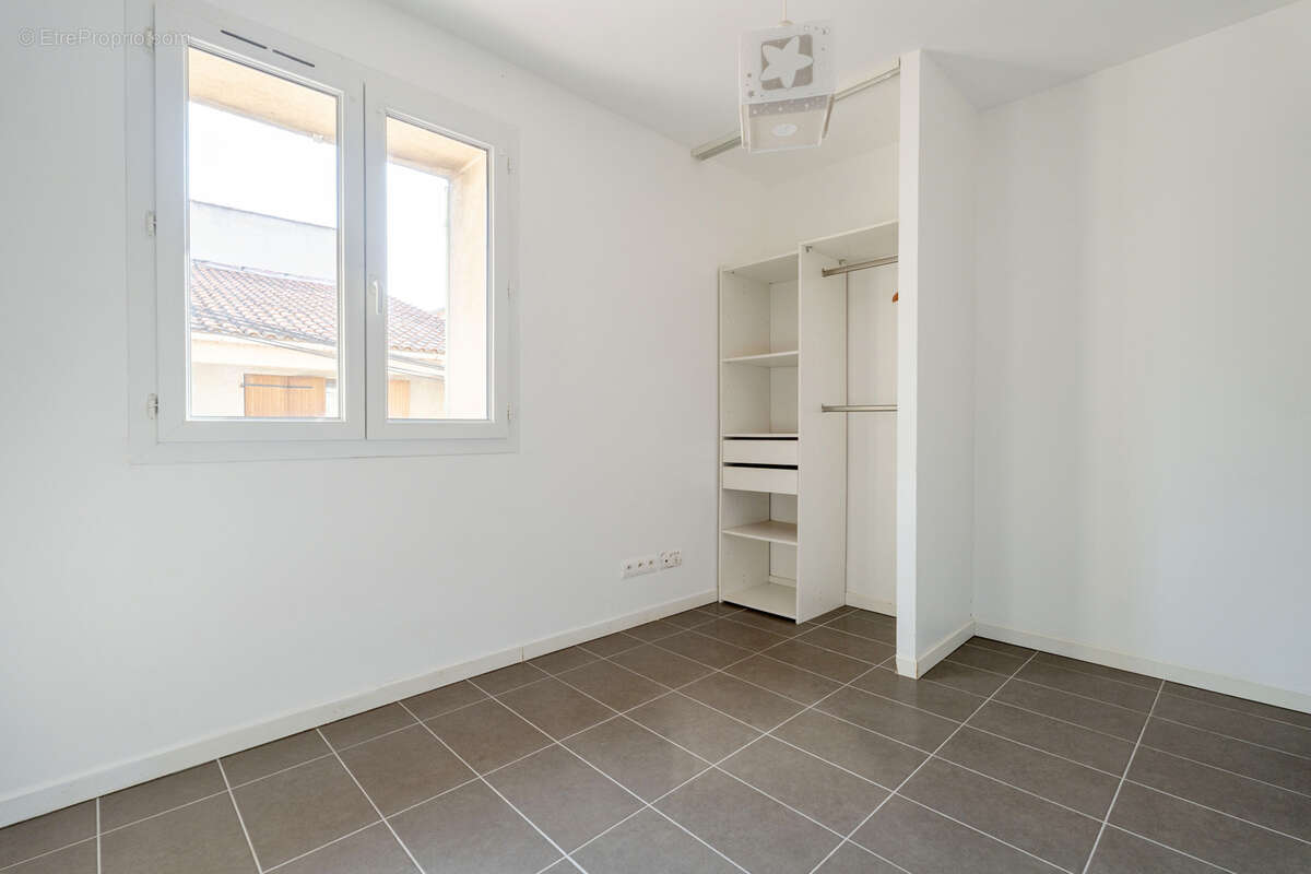 Appartement à PUGET-VILLE