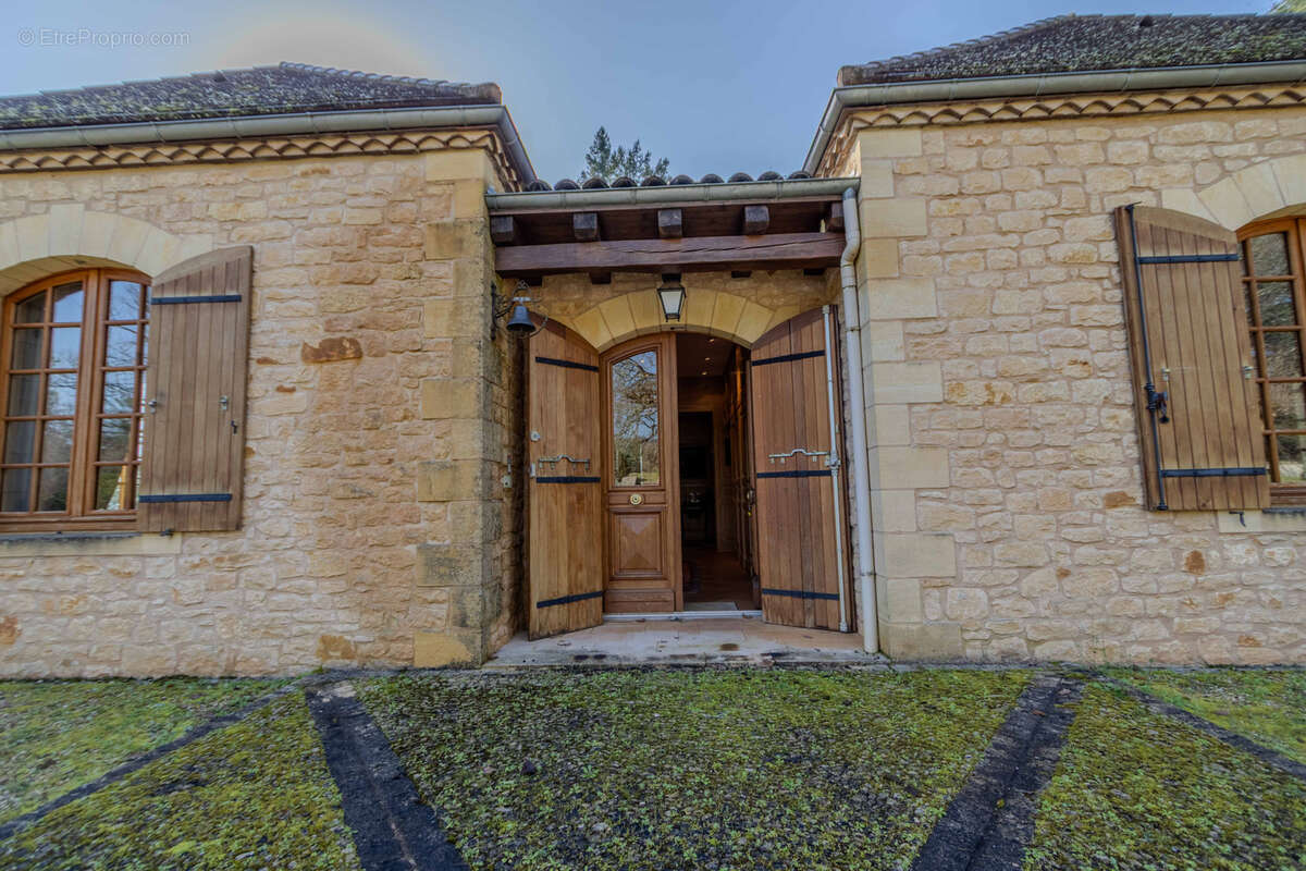 Maison à SAINT-CYPRIEN