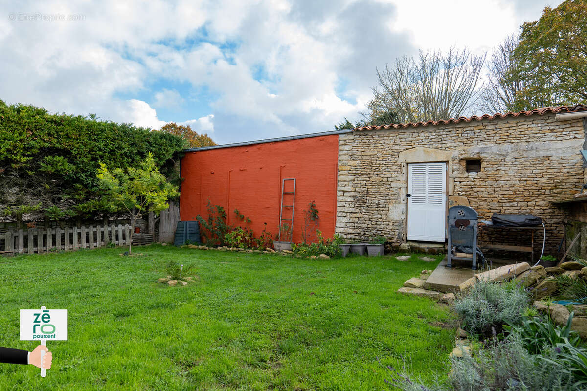 Maison à CHAILLE-LES-MARAIS