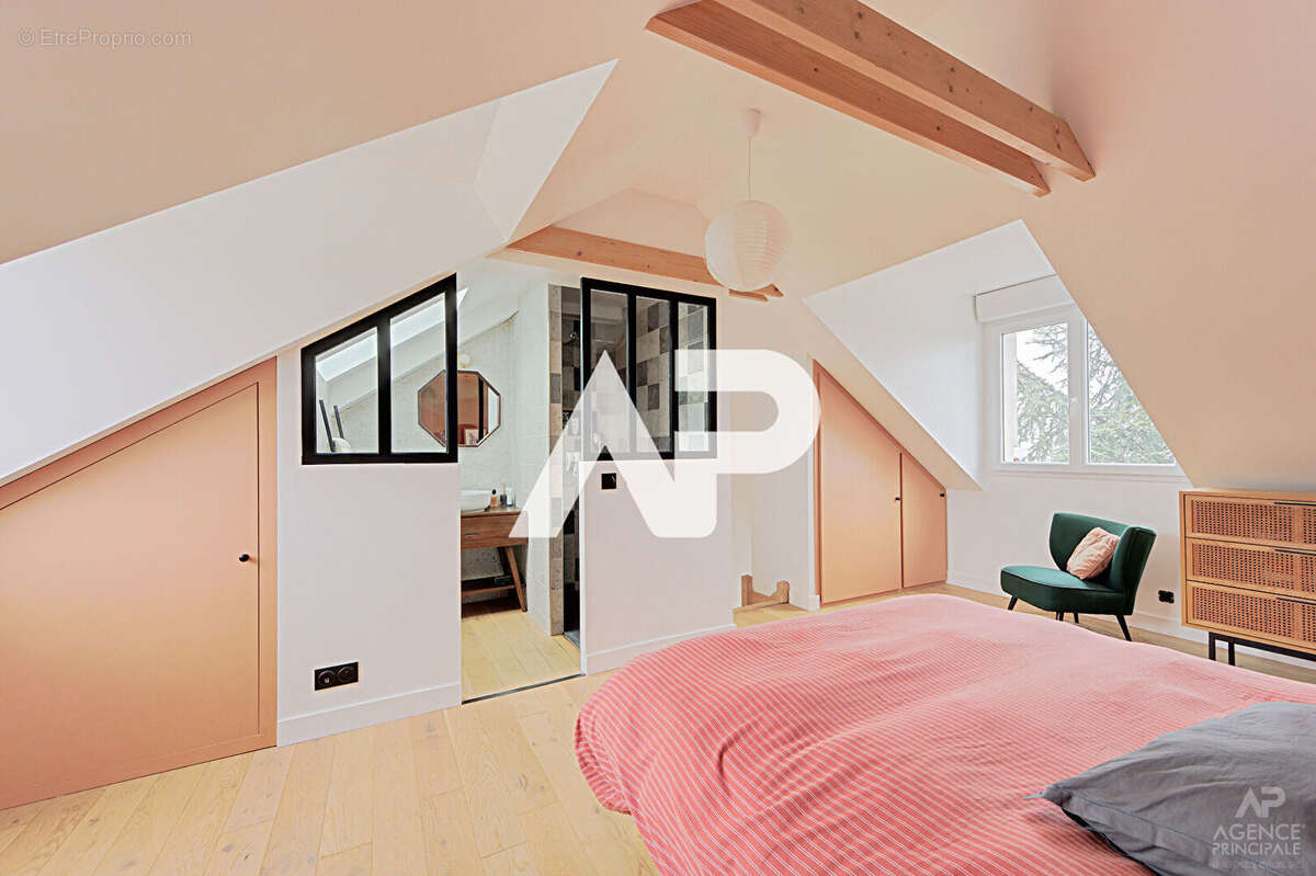 Maison à RUEIL-MALMAISON