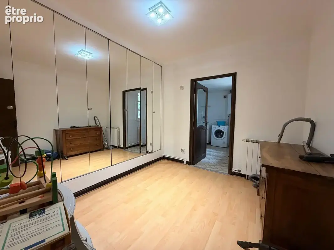 NIMES LA CIGALE Magnifique bastide 6 pièces de 210 m2 avec jardin et piscine - photo 17
