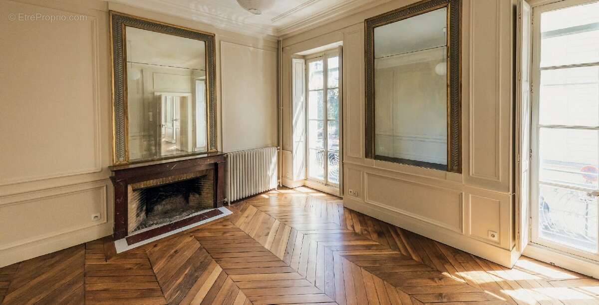 Appartement à VERSAILLES