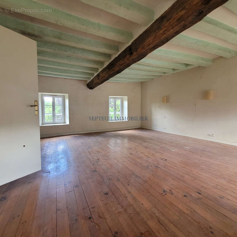 Maison à SEPTEUIL