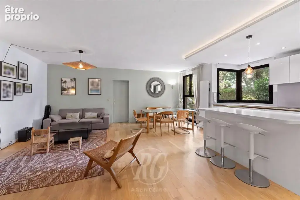 Bel appartement de 93 m² en plein cœur de Garches – Emplacement N°1. - photo 3