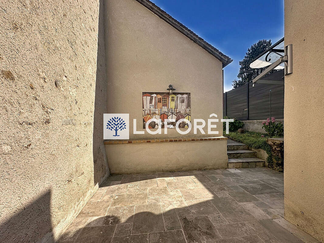 Charmante maison de village de caractère au coeur de Feucherolles - photo 3