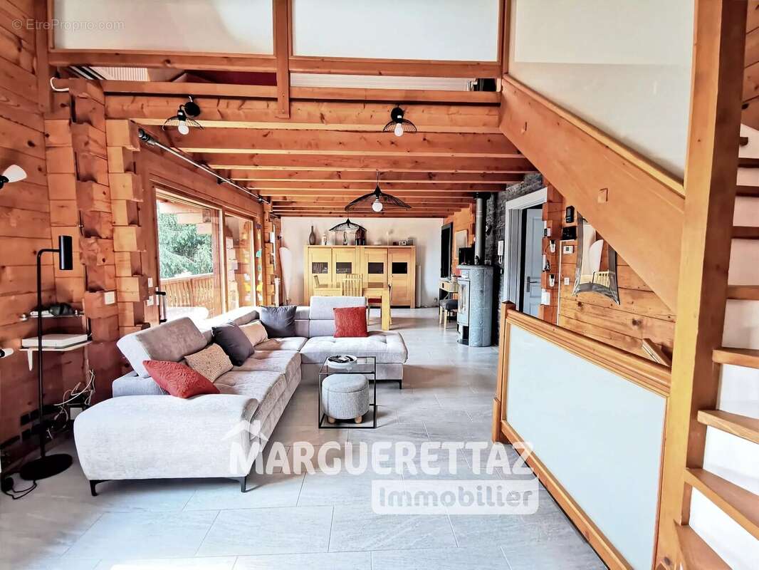 Chalet - vue dégagée - calme - 164 m² habitables - 2705 m² de terrain clôturé - Cœur de Boëge ! - photo 18