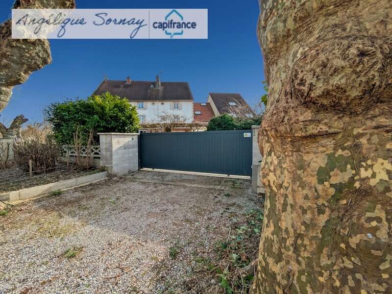 Maison à BLETTERANS