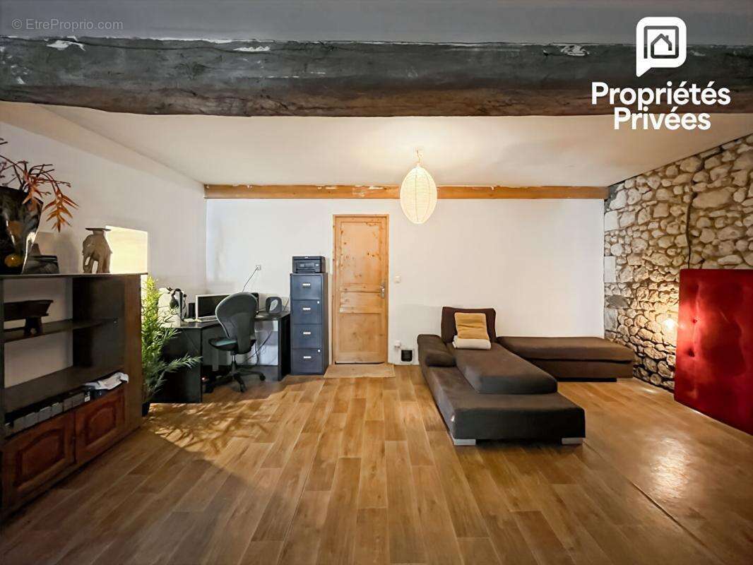 Maison à vendre à Orignolles, 161 m² habitables, dépendances, grand terrain de plus de 3 000 m² - photo 10