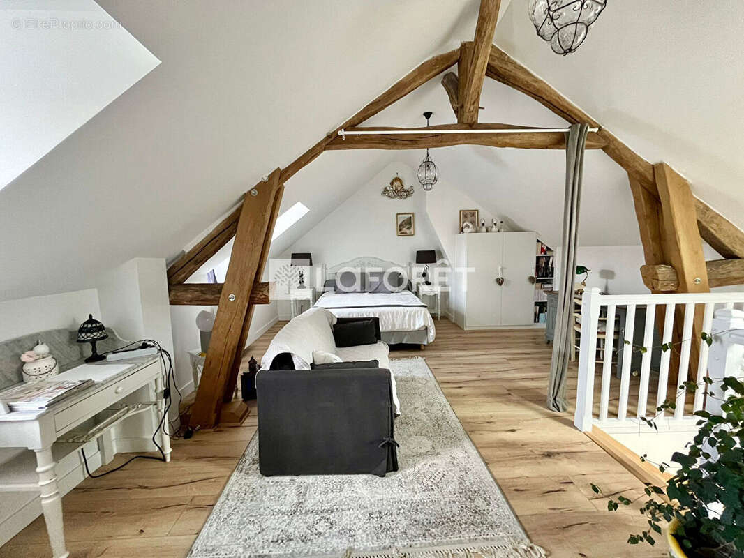 Propriété ancienne 7 pièce(s) 234.25 m2 - photo 14