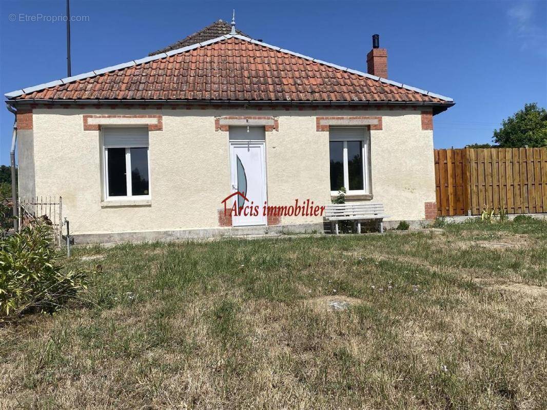 Maison à ARCIS-SUR-AUBE