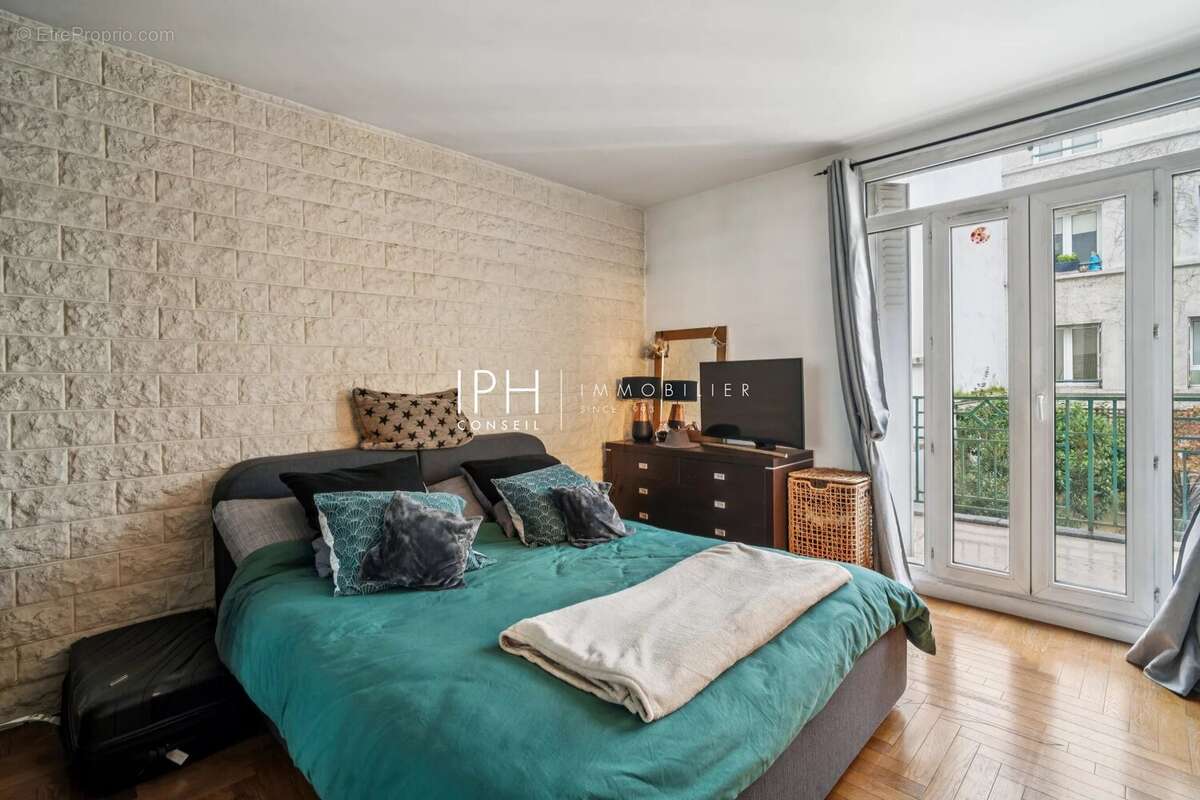 Appartement à NEUILLY-SUR-SEINE