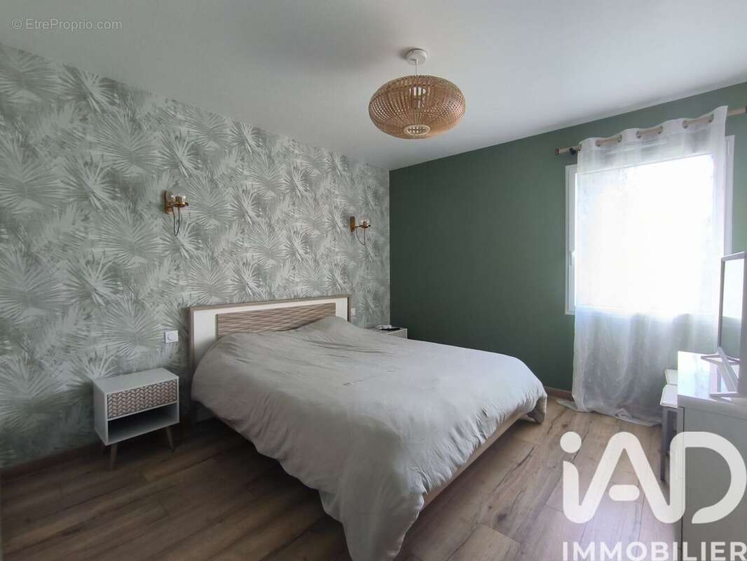 Maison 138 m² à Bouguenais  - photo 7