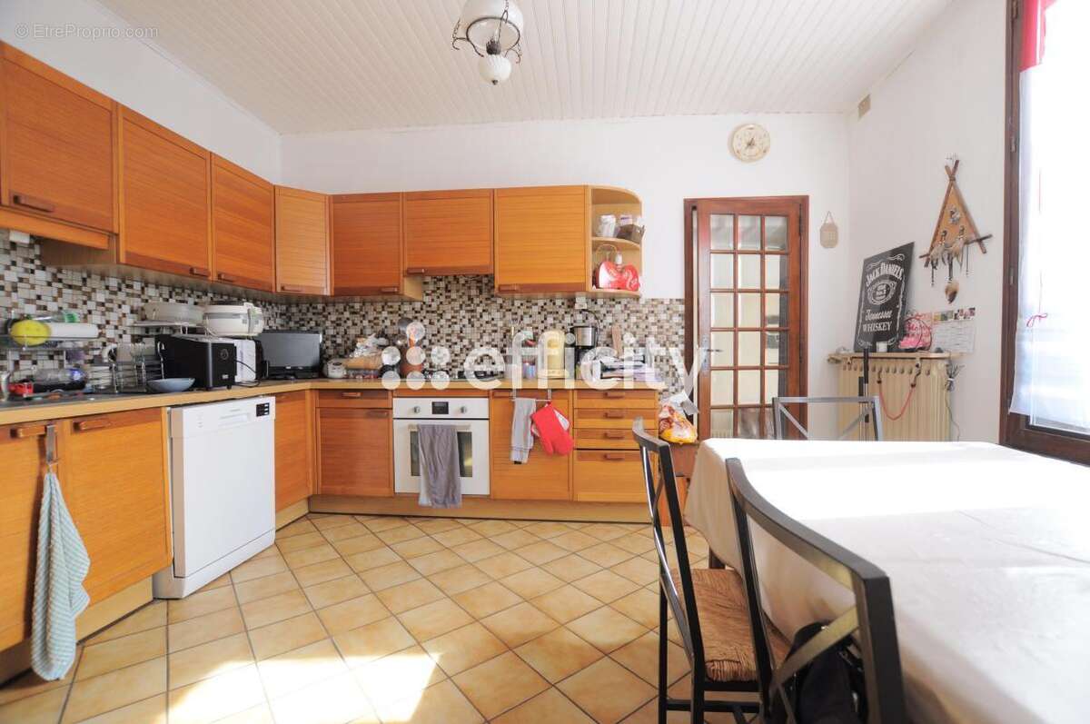 Appartement à VENISSIEUX