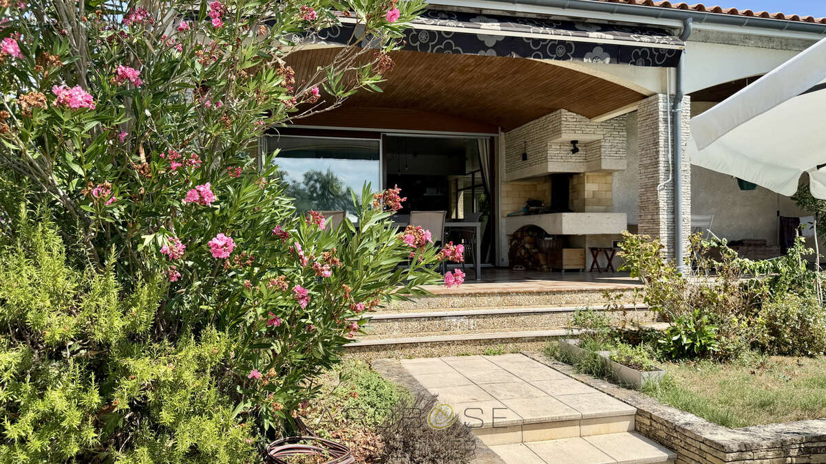 Tonneins - Villa d'architecte atypique ! - photo 16