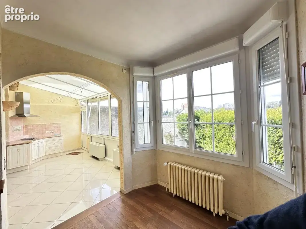 Maison 180 m² à Sainte-Maure-De-Touraine  - photo 9