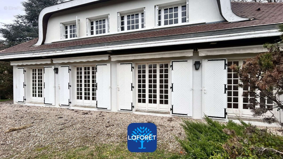 Maison à BOURGOIN-JALLIEU
