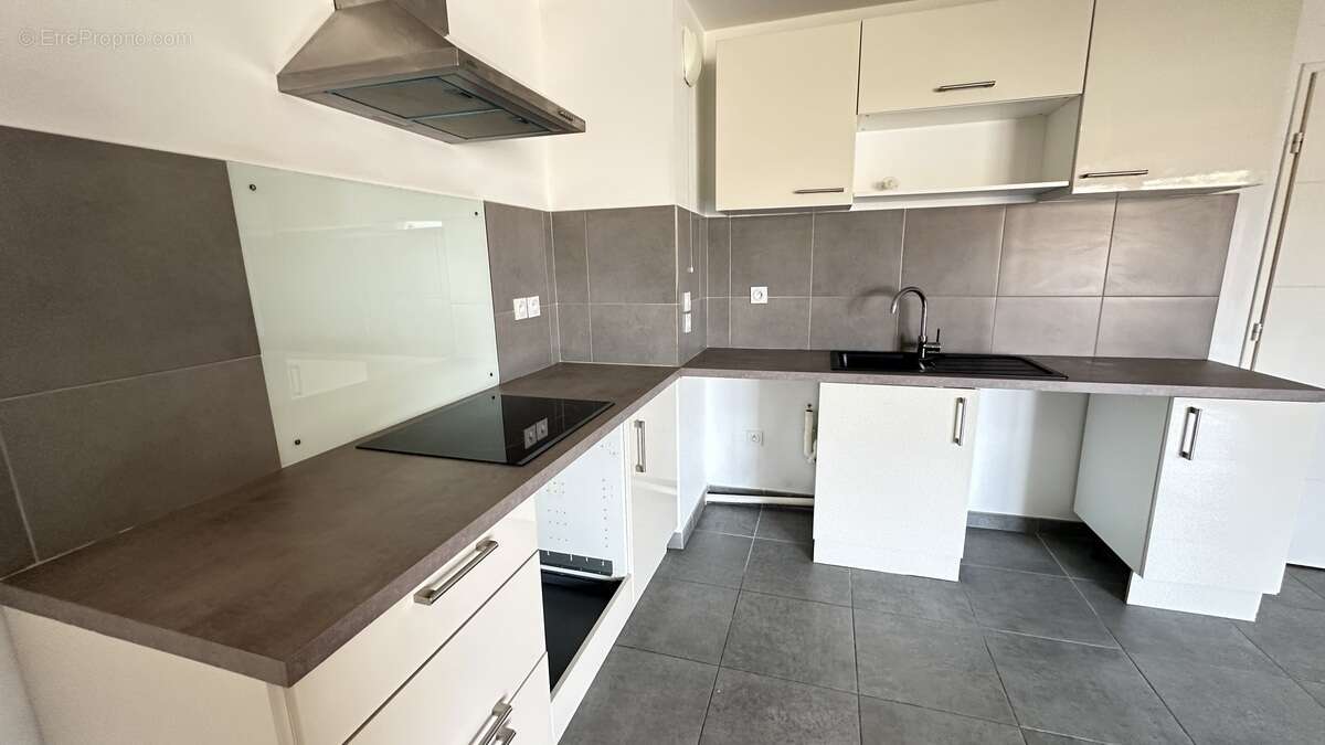 Appartement à SIX-FOURS-LES-PLAGES