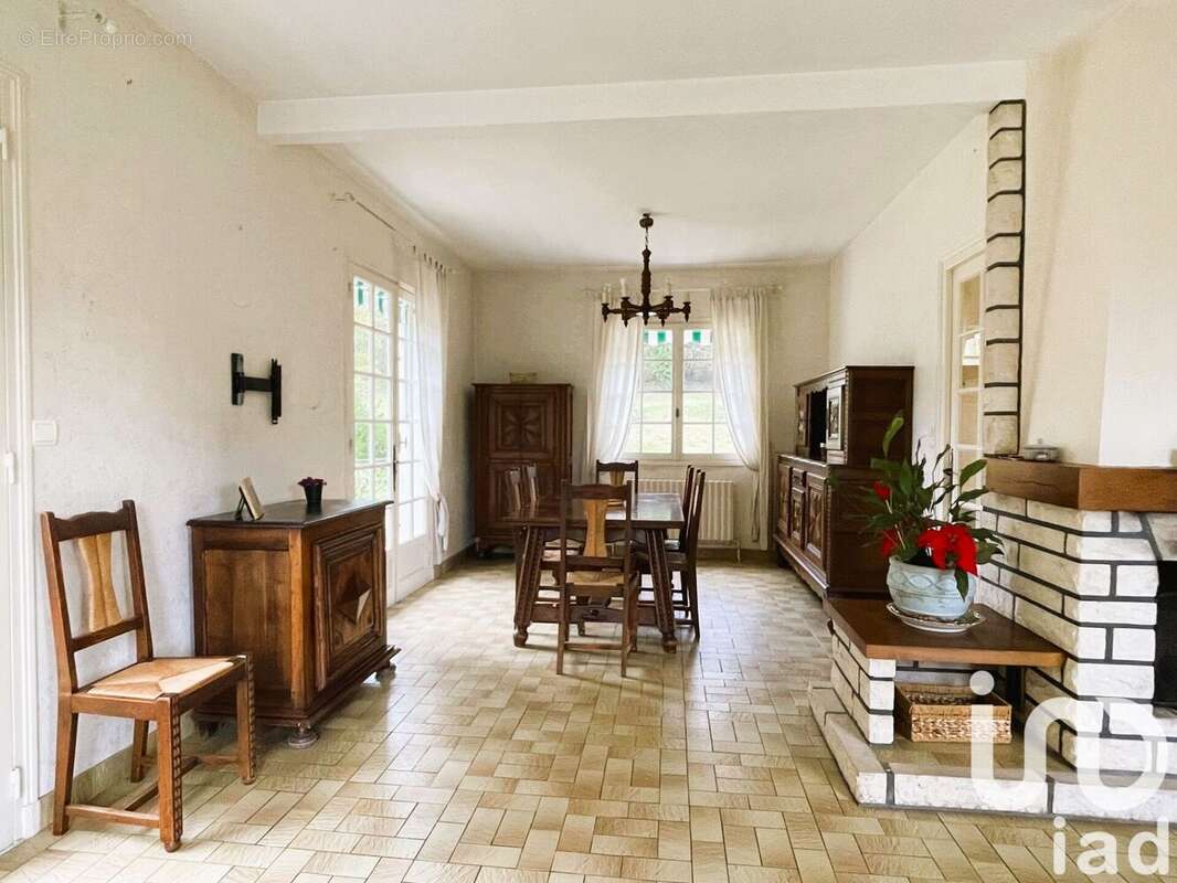 Photo 7 - Maison à SEIGY