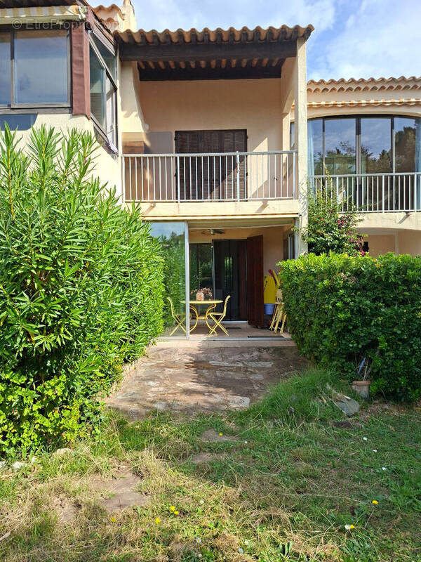 Appartement à SAINT-RAPHAEL