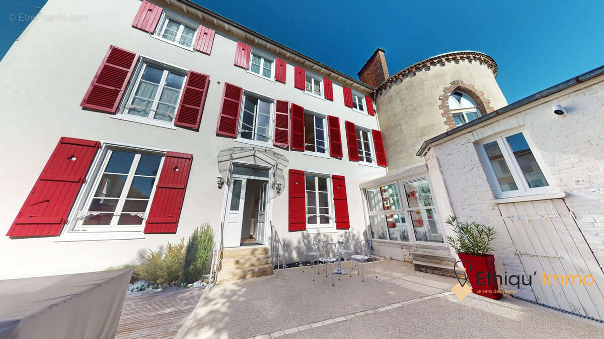 Maison à BAR-SUR-AUBE