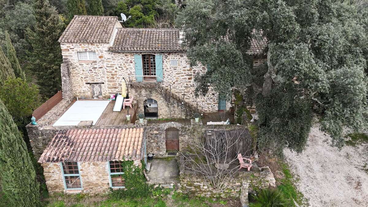 Photo 2 - Maison à COGOLIN