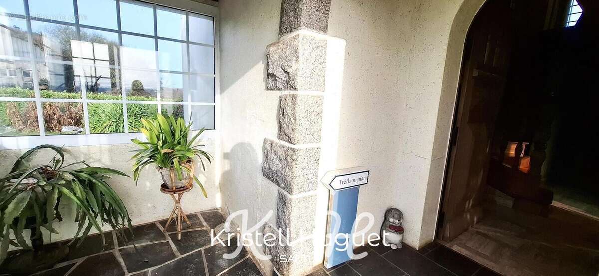 Maison 167 m² à Treflaouenan  - photo 3