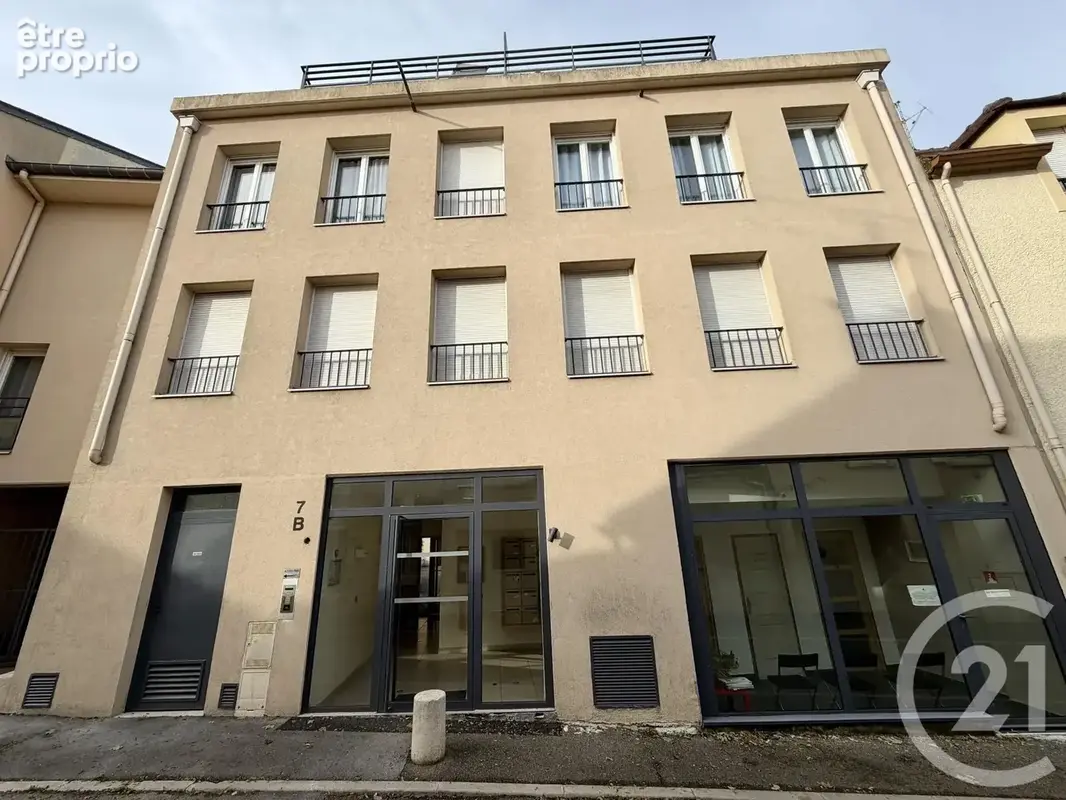 Appartement 1 pièce 26 m² à vendre à Dammartin-En-Goele (77230) - photo 1