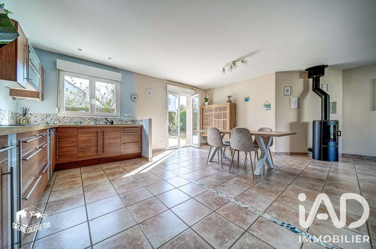 Maison 106 m² à Audun-Le-Roman  - photo 5