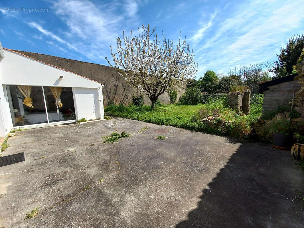 Maison 3 pièces + STUDIO Saint Georges d Oleron 144 m² hab. - photo 4