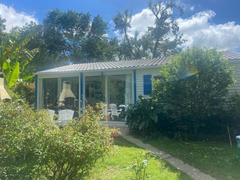 Maison à SAINT-CYR-EN-TALMONDAIS