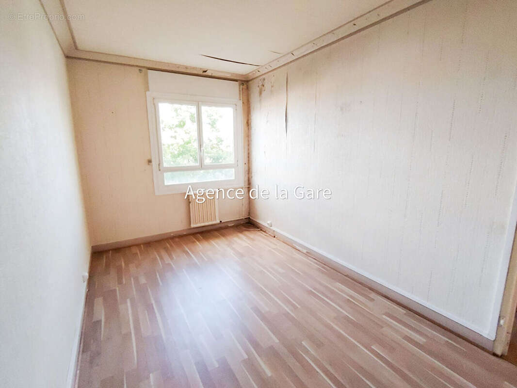 Appartement à HOUILLES