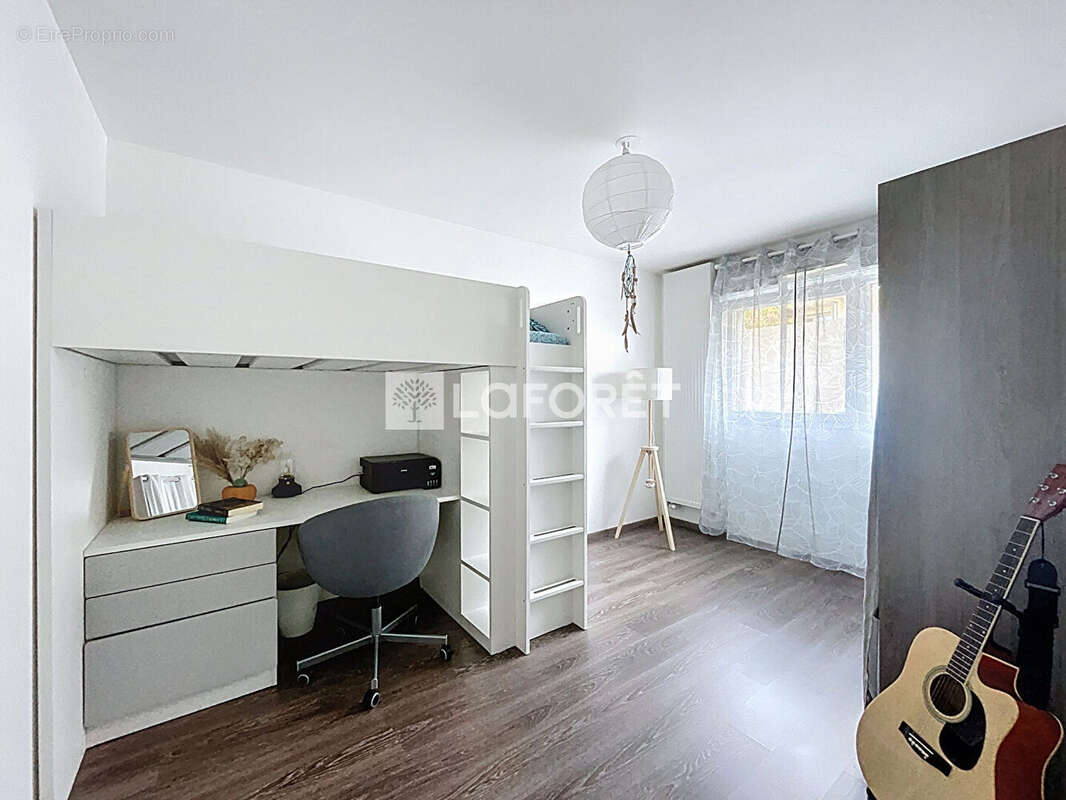 Appartement à SATHONAY-CAMP