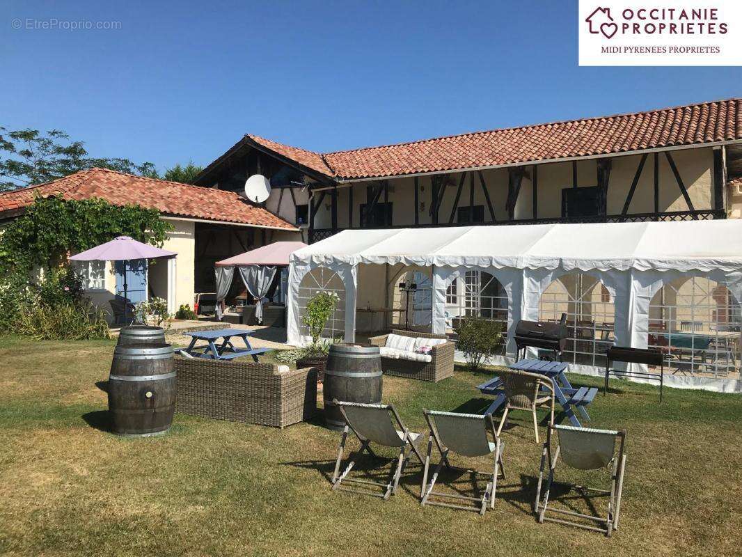 Maison à SAINT-ARROMAN