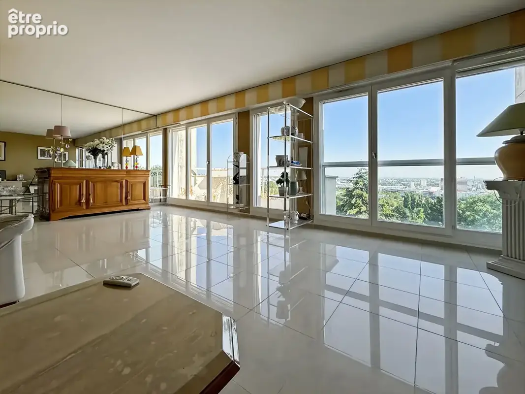 Appartement à ROSNY-SOUS-BOIS