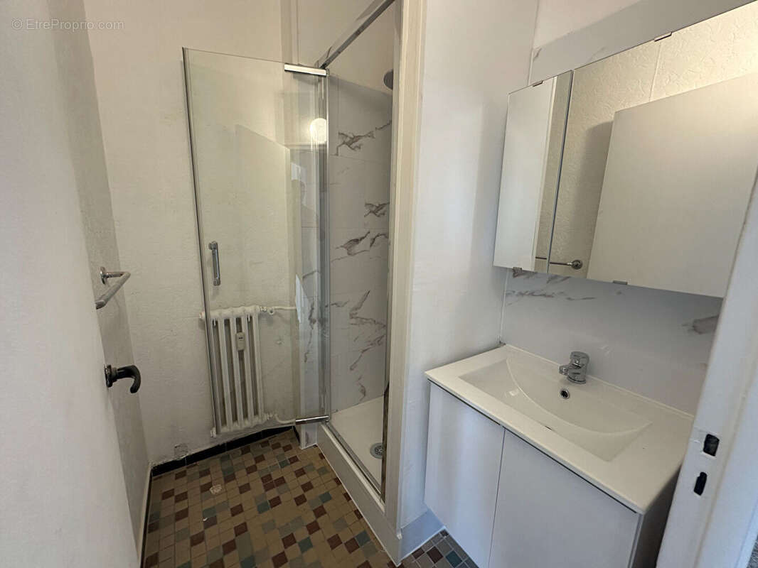 Appartement 65m² proche gare - photo 3
