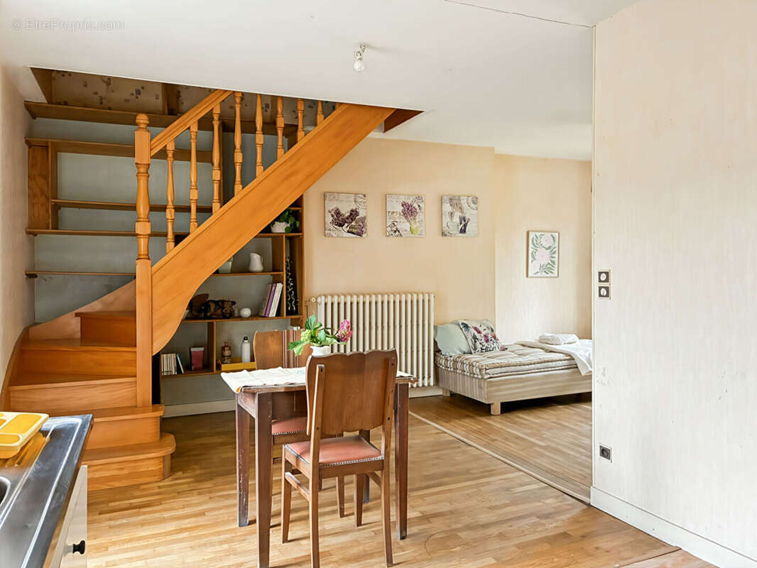 Maison à SAINT-JEAN-SUR-COUESNON
