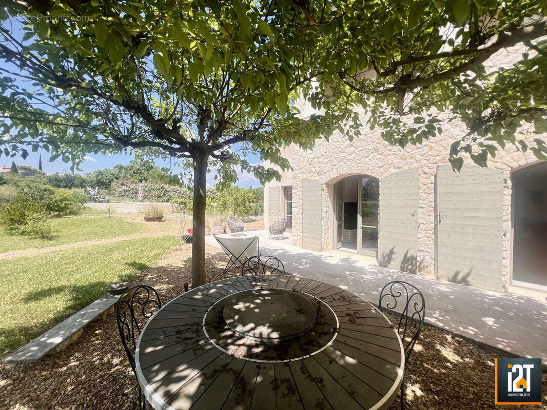 Maison à GARRIGUES-SAINTE-EULALIE