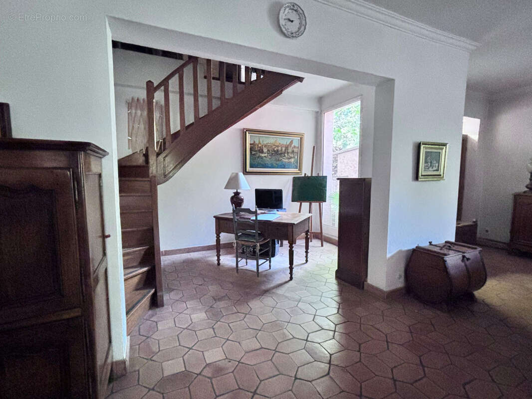 Maison à SAINT-CYR-SUR-MER